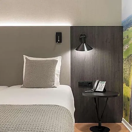 Hotel Mercure Schiphol Terminal 3*