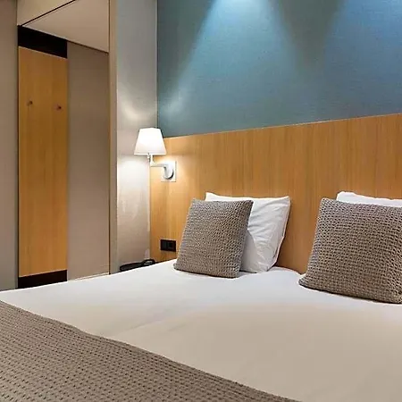 Mercure Schiphol Terminal 3*